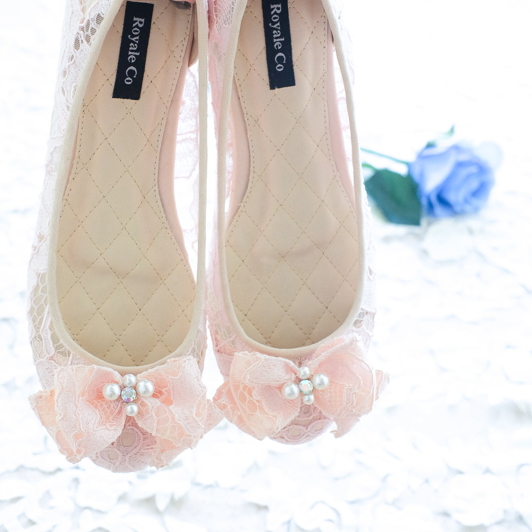 BALLET LACE FLAT SHOES WITH RIBBON PEARL CRYSTAL - BABY PINK | Royale